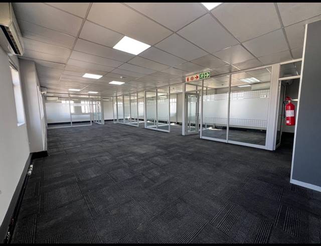6,242M² WAREHOUSE TO LET IN RANDJESPARK